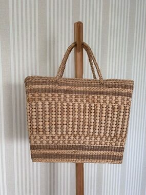 Handmade Water Hyacinth Straw Tote Bag Woven Boho Beach Bag Natural Tan